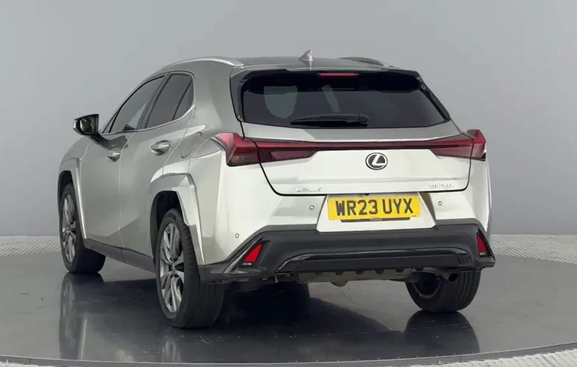 Lexus UX Image 3