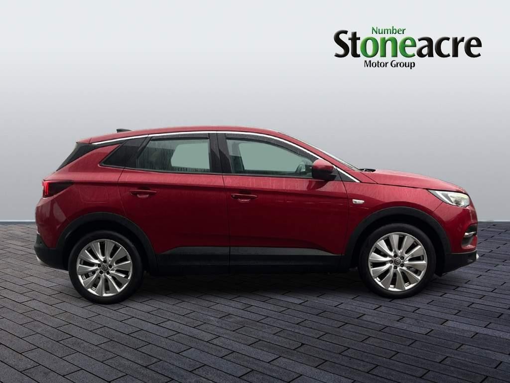 Vauxhall Grandland X Image 2