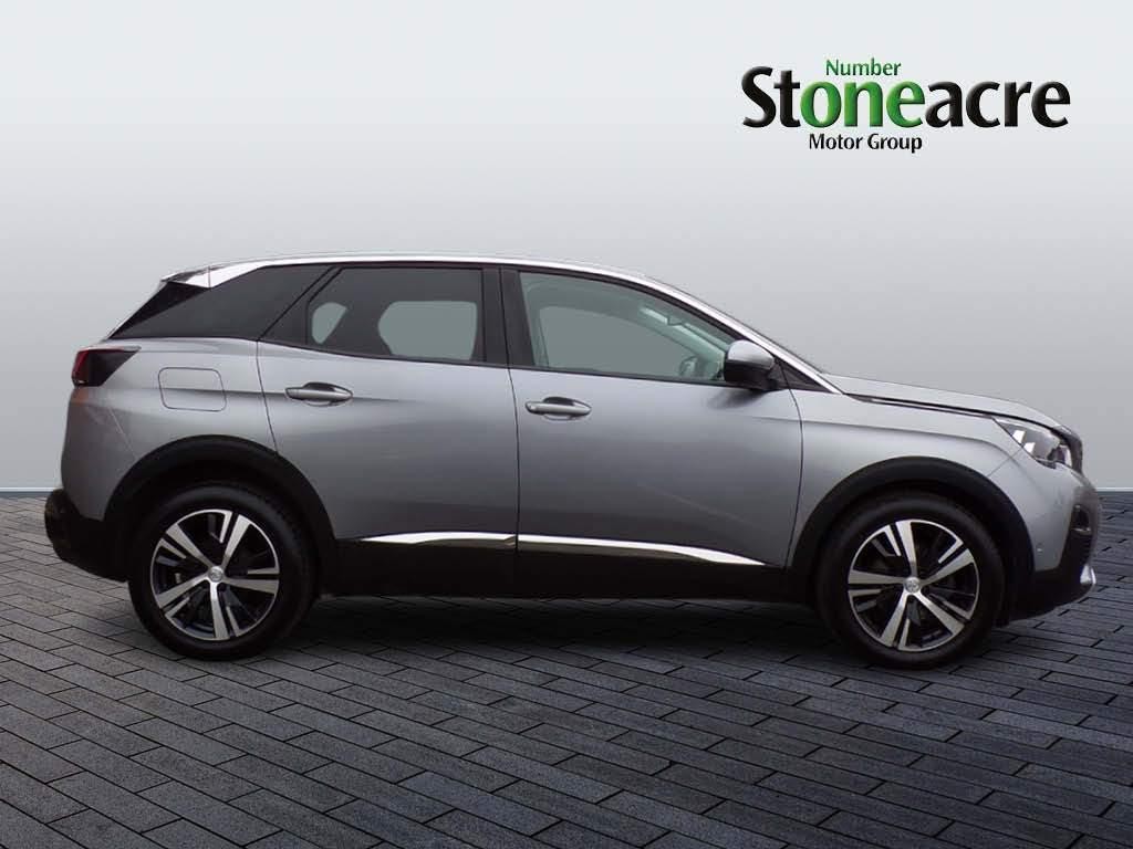 Peugeot 3008 Image 2