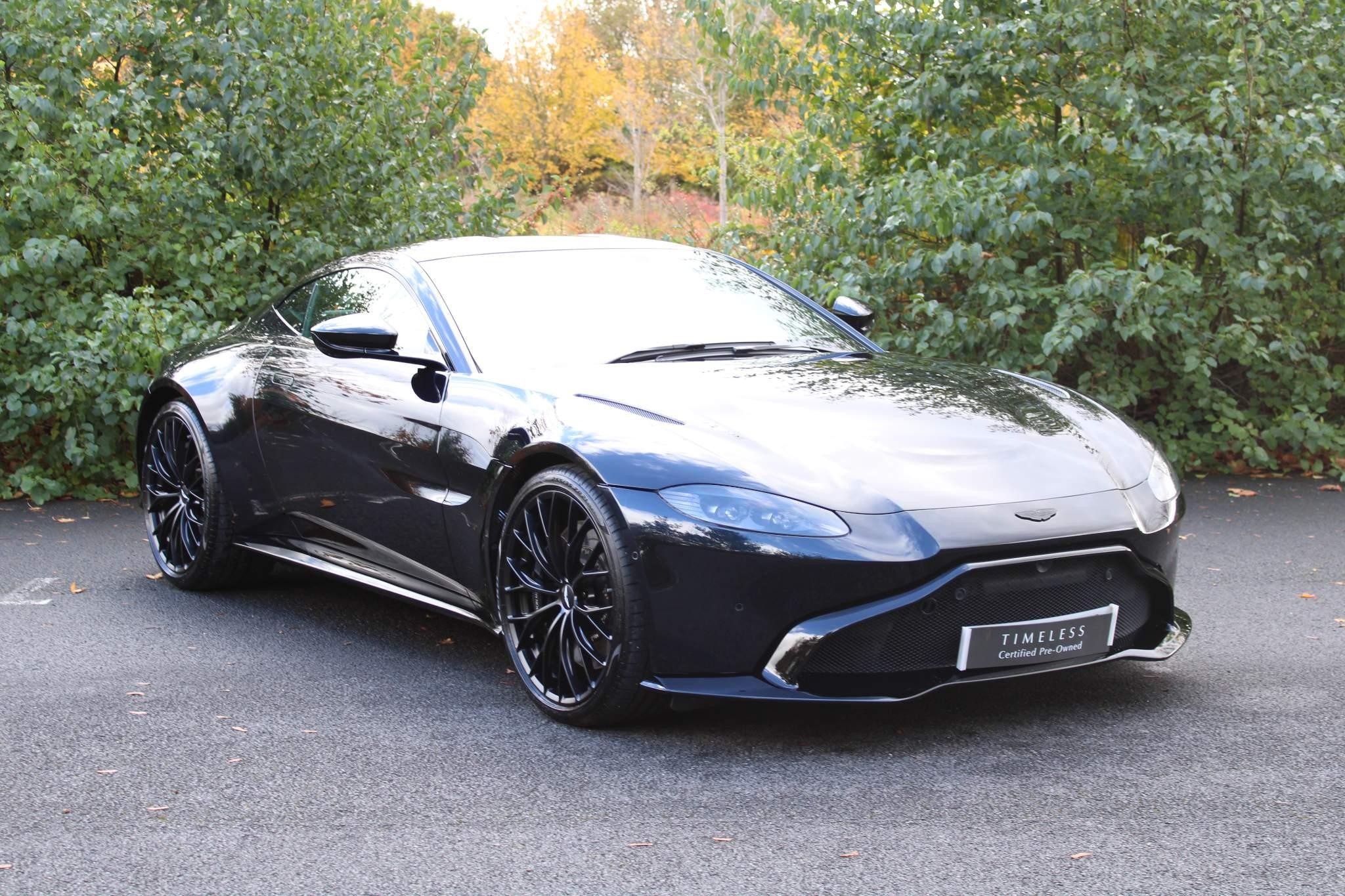 Aston Martin Vantage Image 18