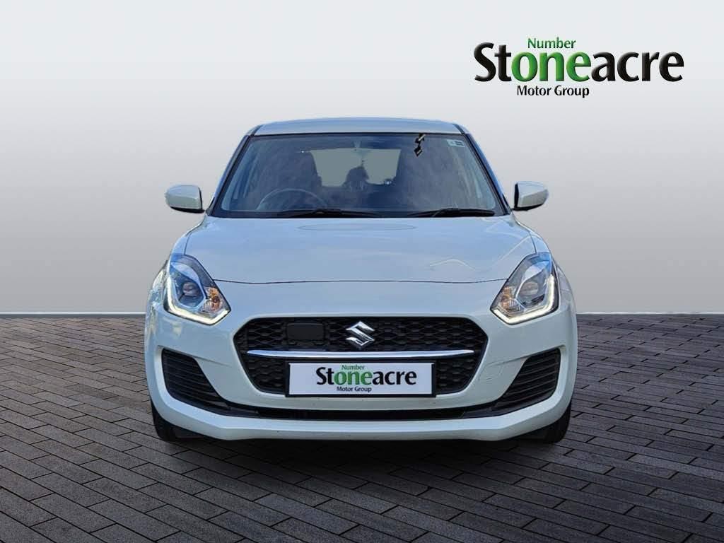 Suzuki Swift Image 8