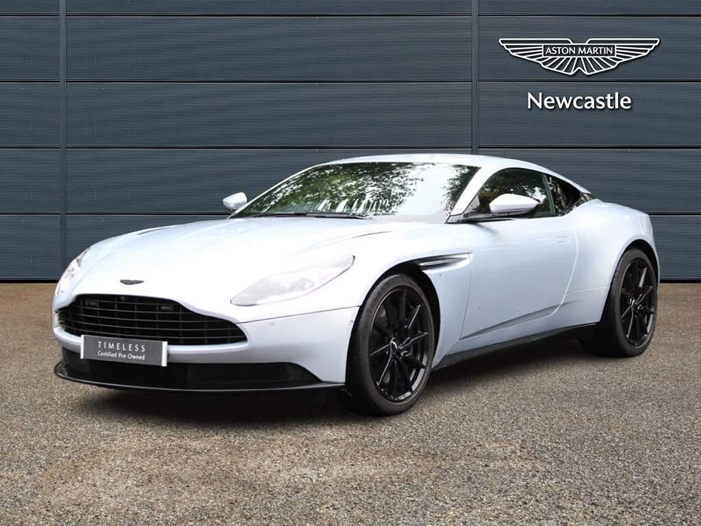 Aston Martin DB11 Image 17