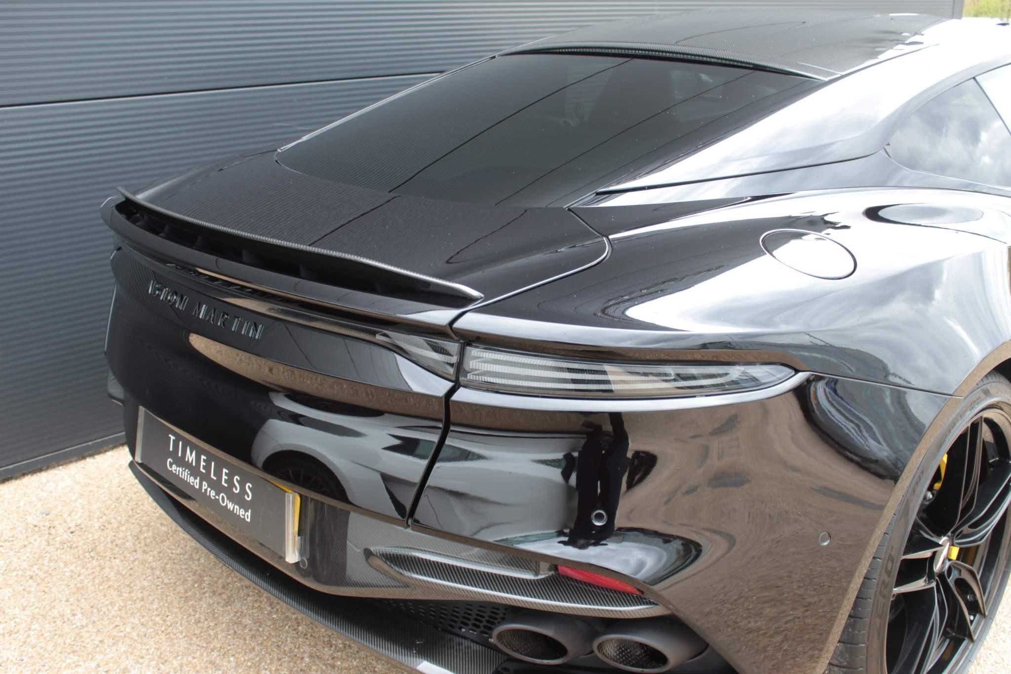 Aston Martin DBS Image 8