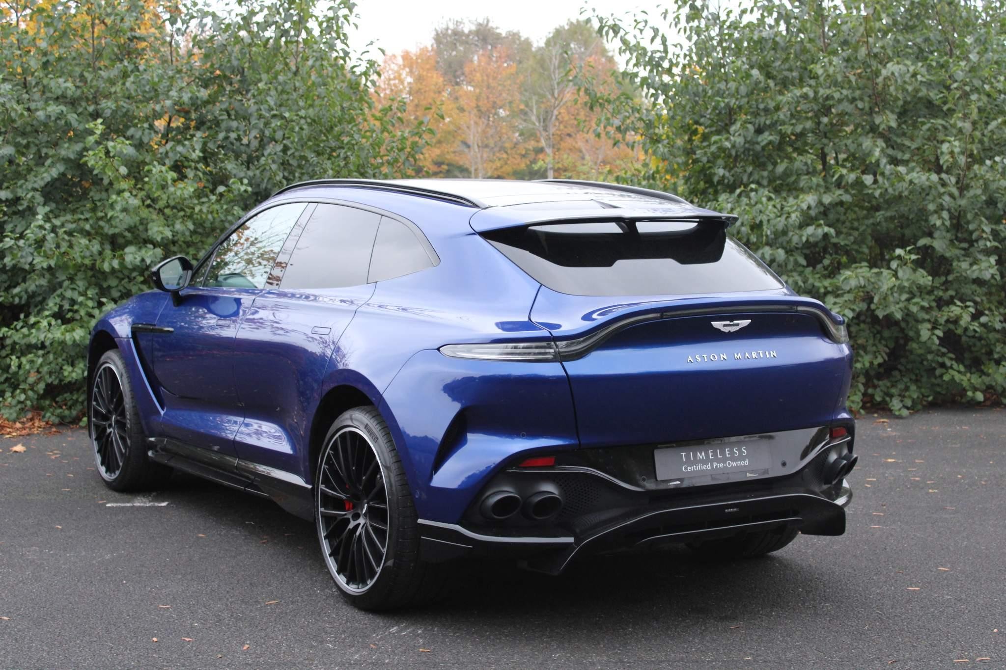 Aston Martin DBX Image 5