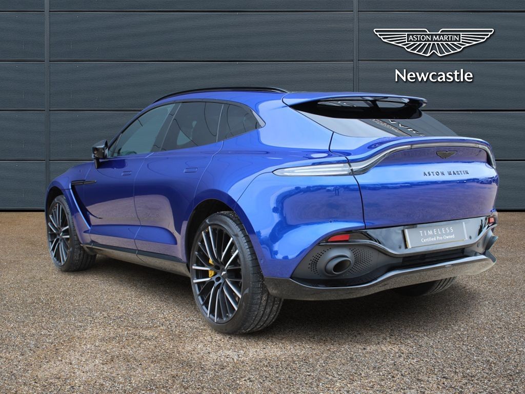 Aston Martin DBX Image 2