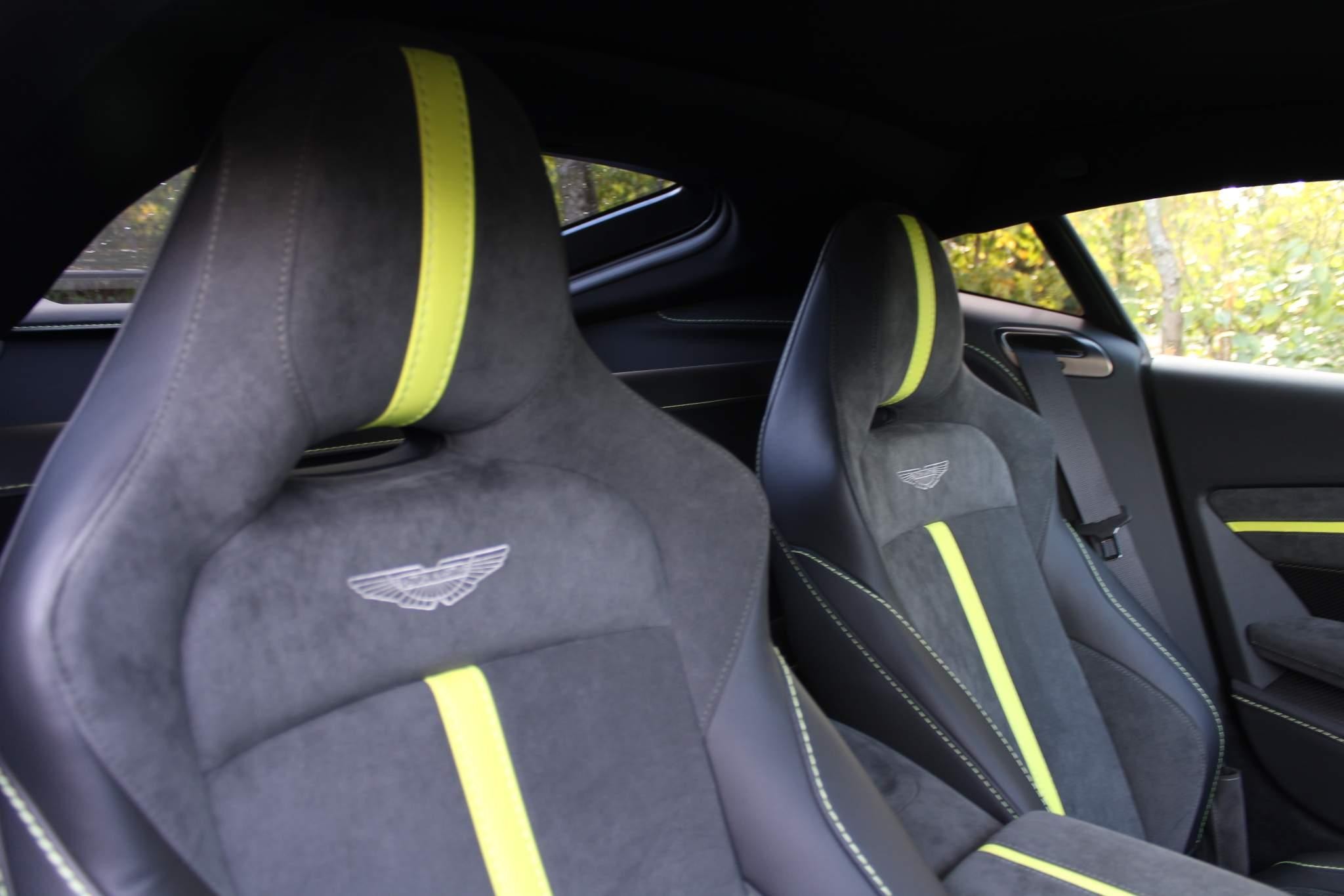 Aston Martin Vantage Image 7