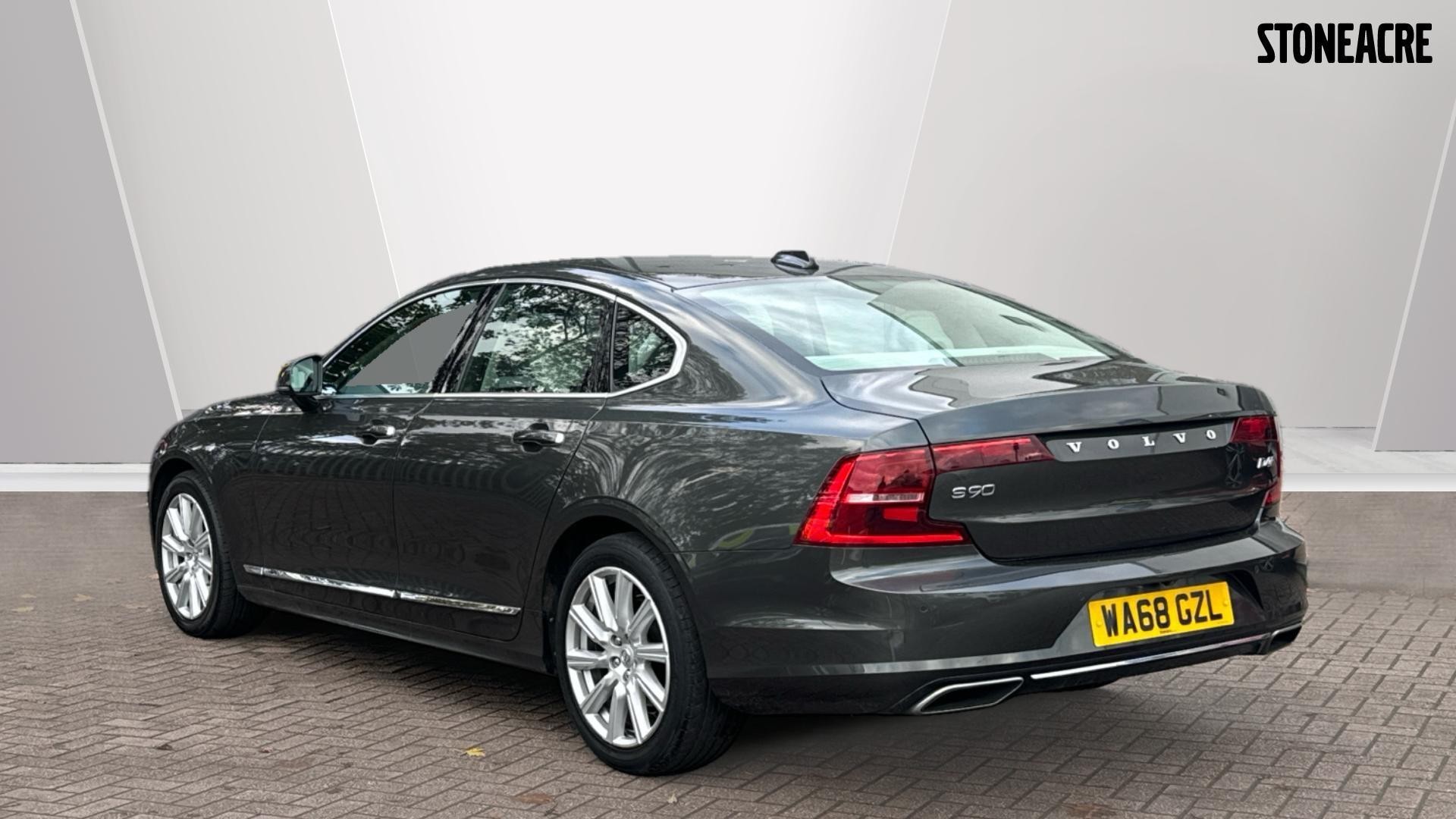 Volvo S90 Image 2