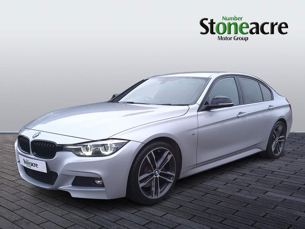 BMW 3 Series Image 7