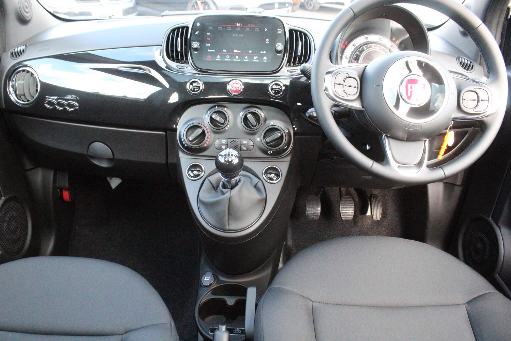 Fiat 500 Hybrid Image 12