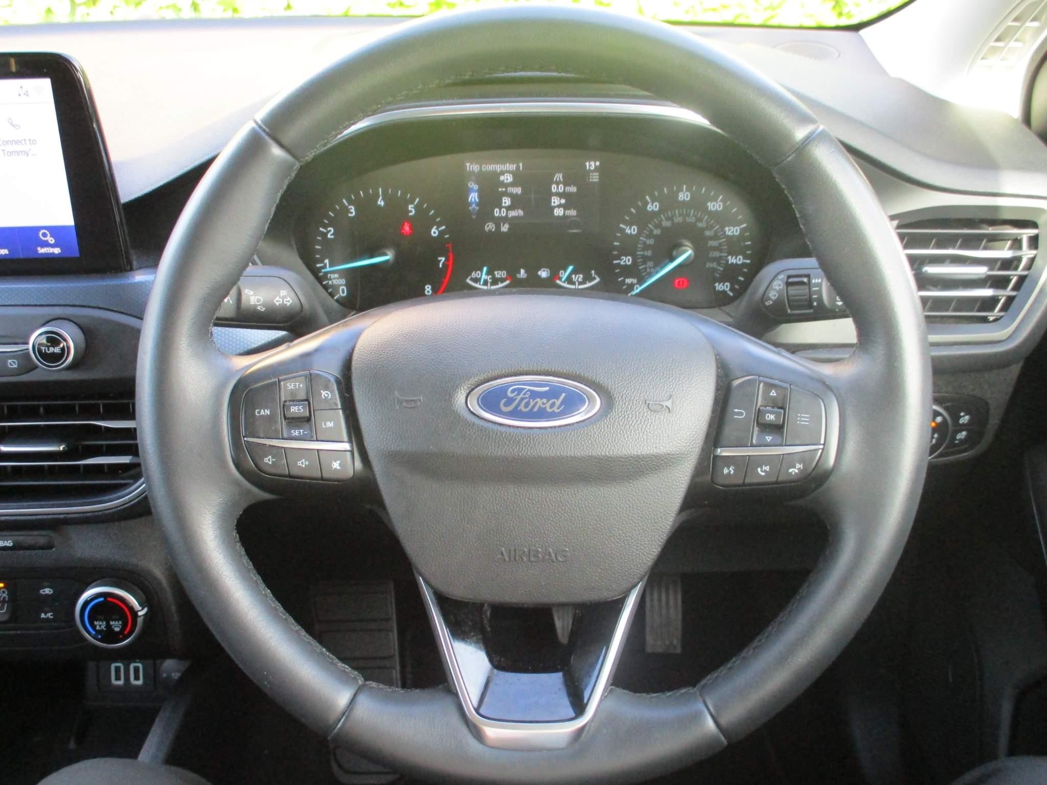 Ford Focus Image 10