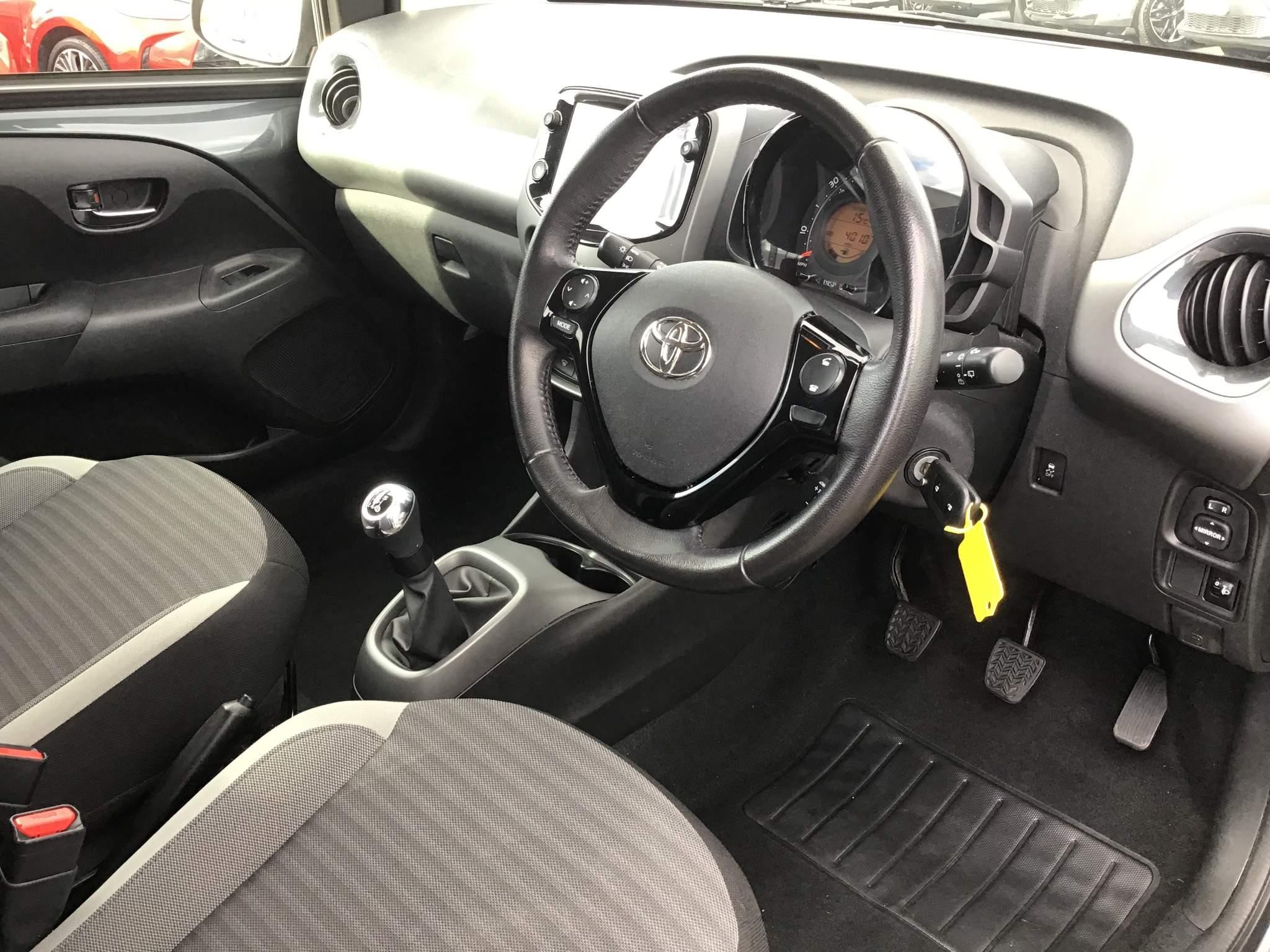 Toyota Aygo Image 15