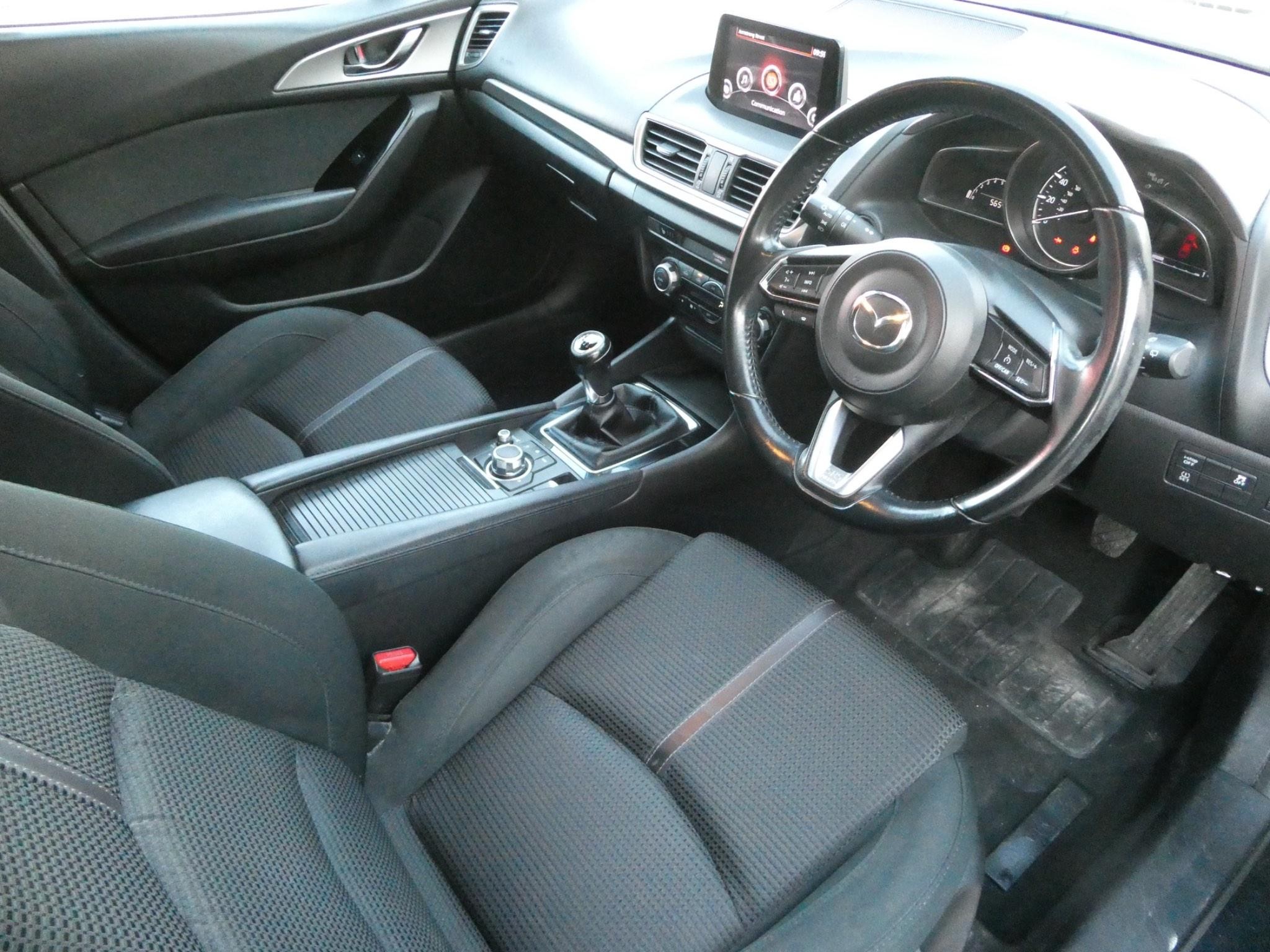 Mazda Mazda3 Image 11