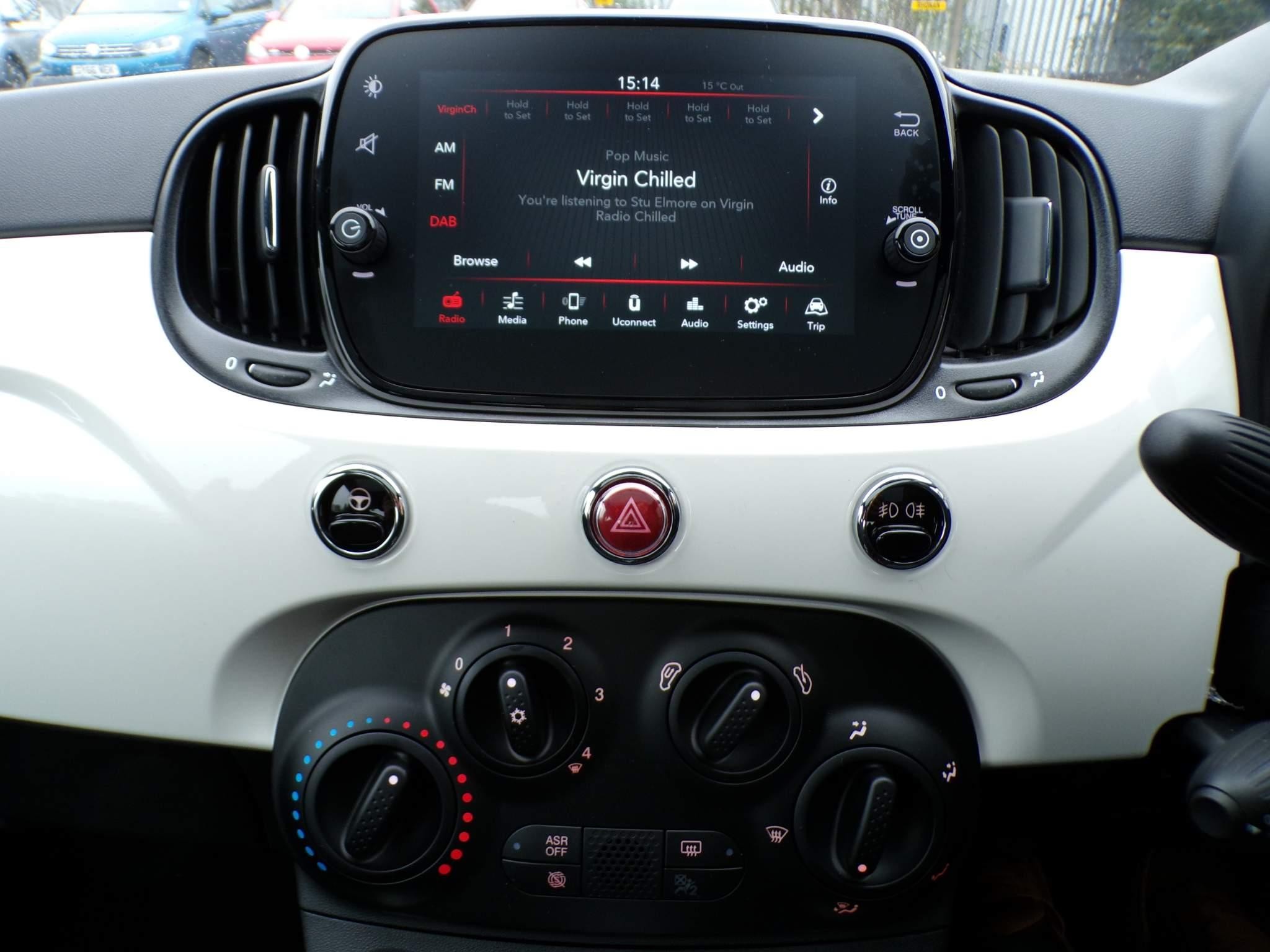 Fiat 500 Hybrid Image 15