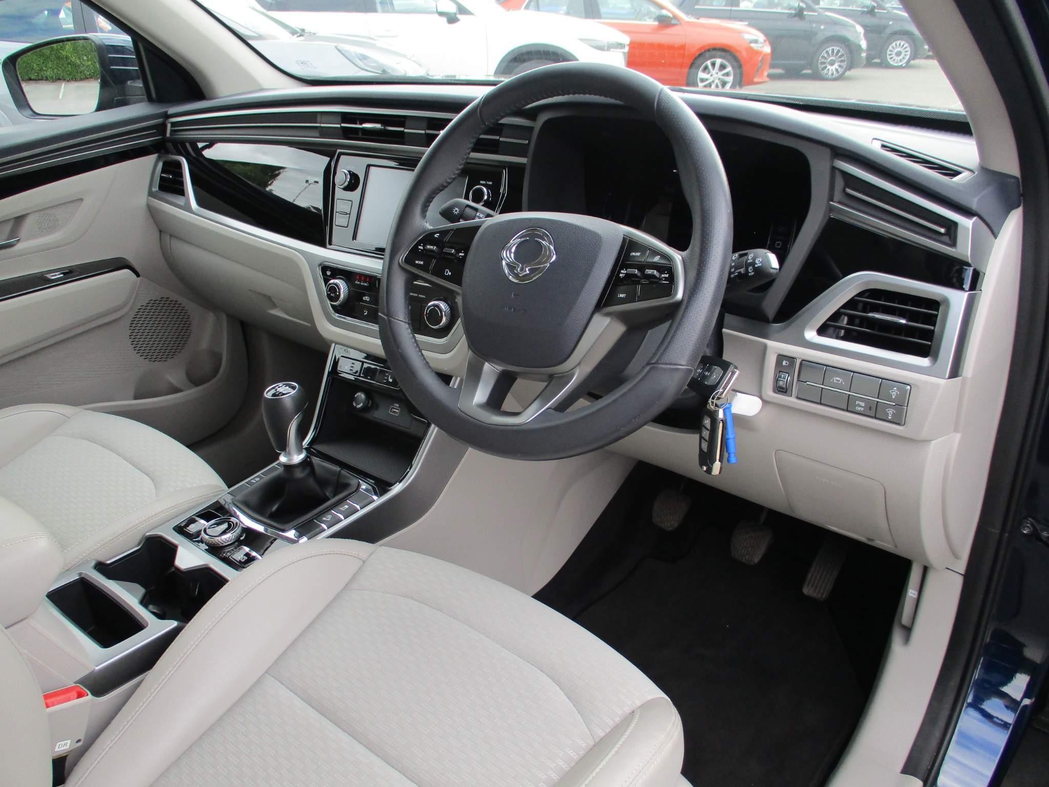 SSangyong Korando Image 10