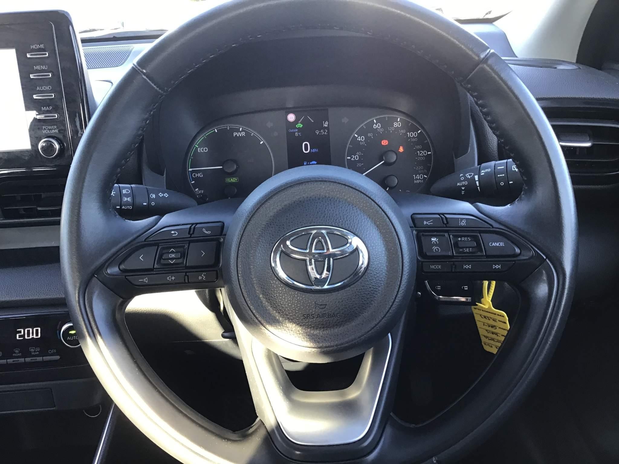 Toyota Yaris Image 17