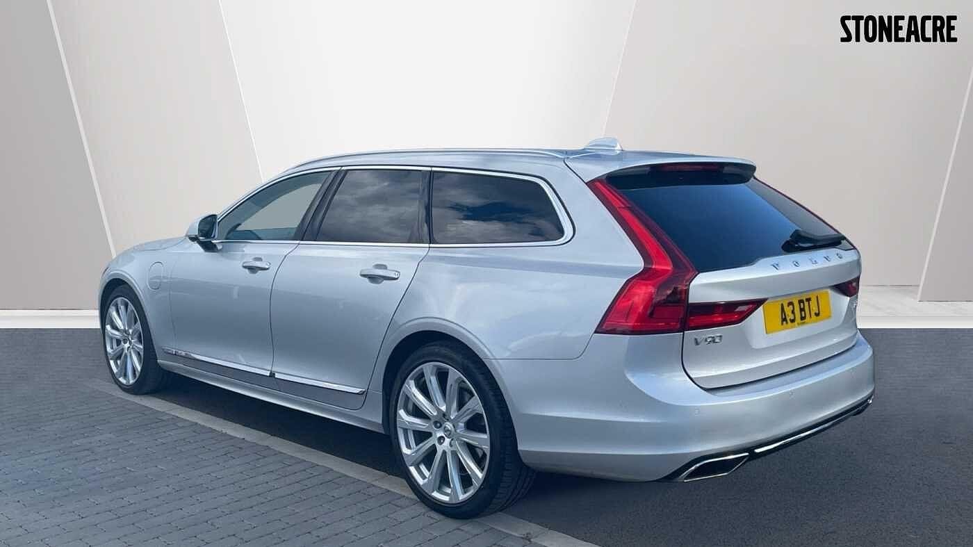 Volvo V90 Image 2