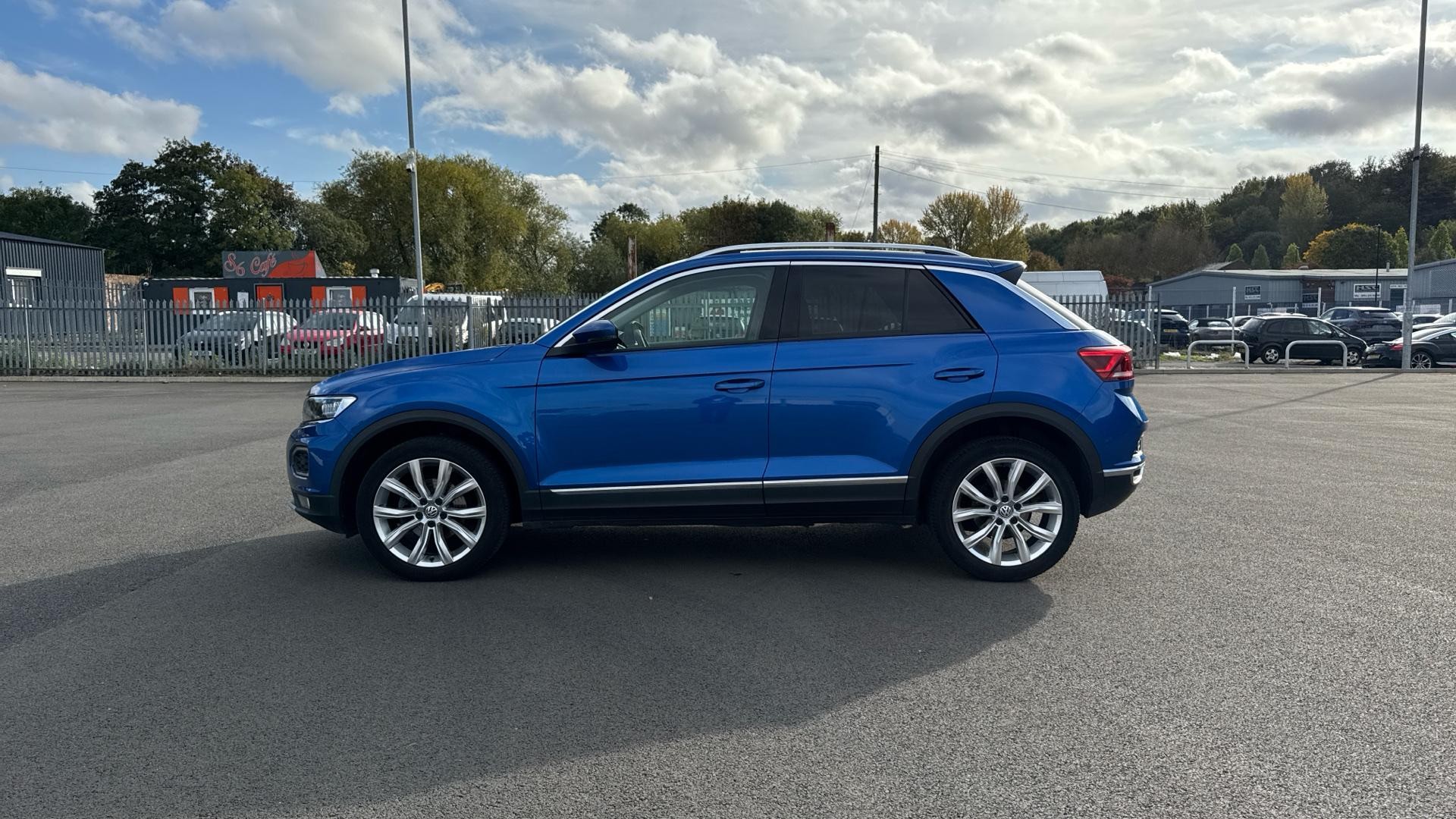 Volkswagen T-Roc Image 8