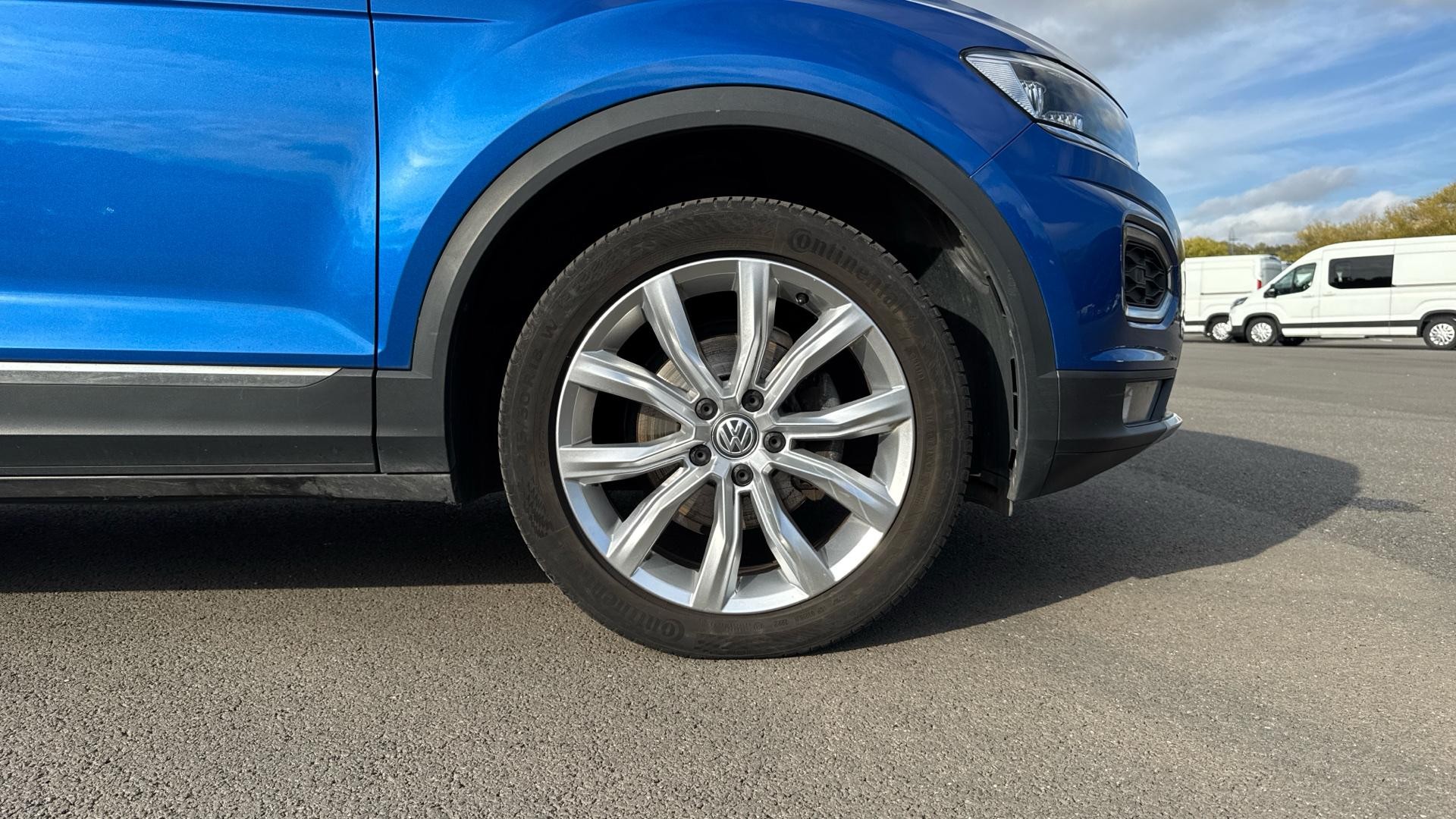 Volkswagen T-Roc Image 16