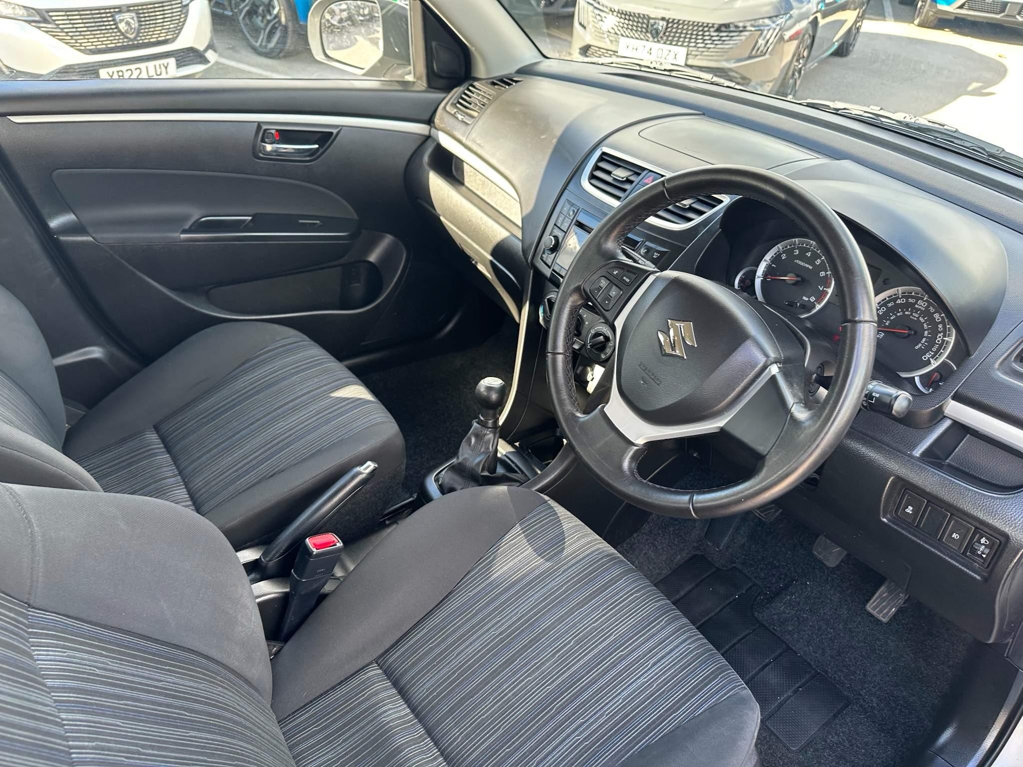 Suzuki Swift Image 10