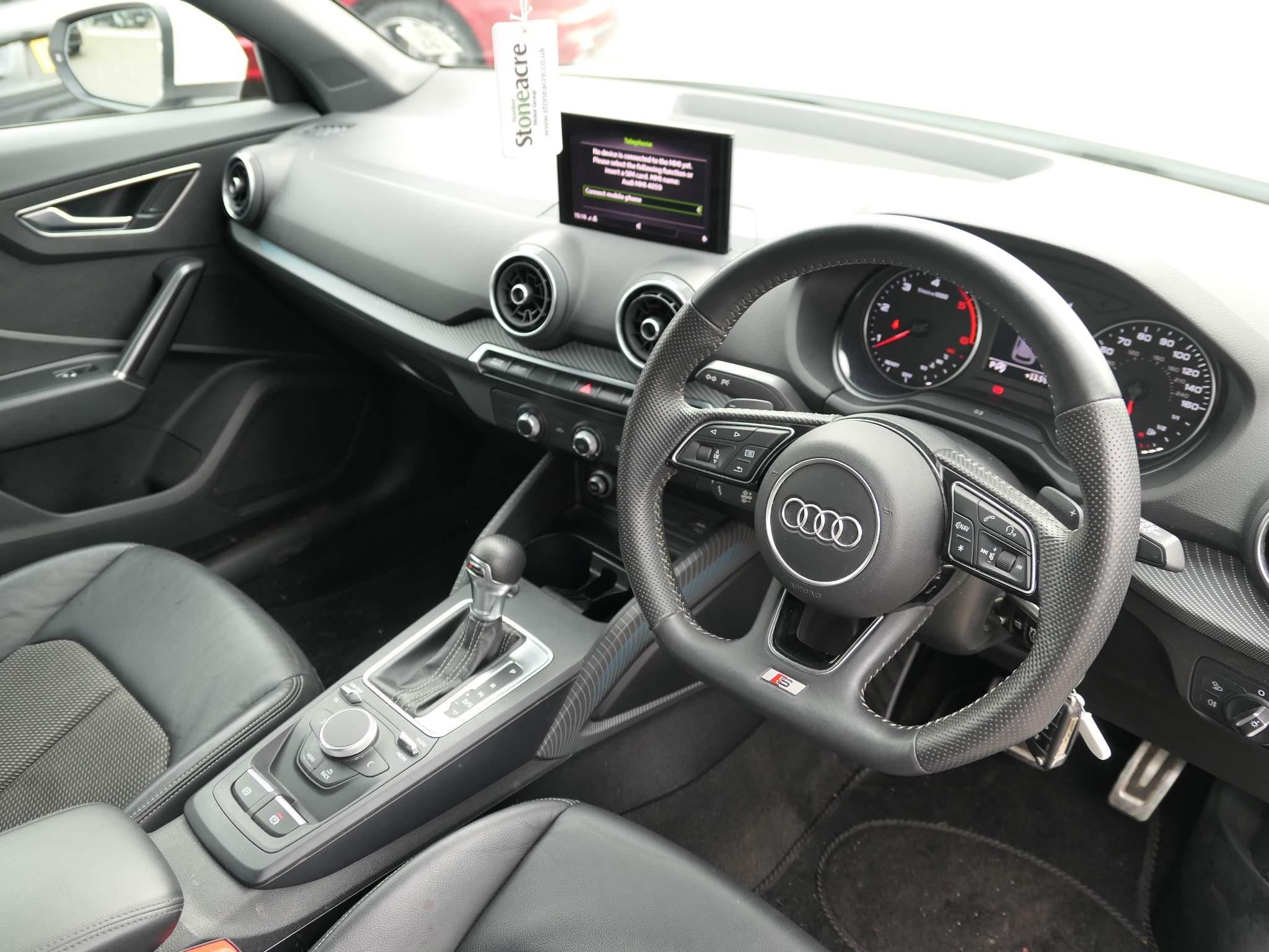 Audi Q2 Image 12