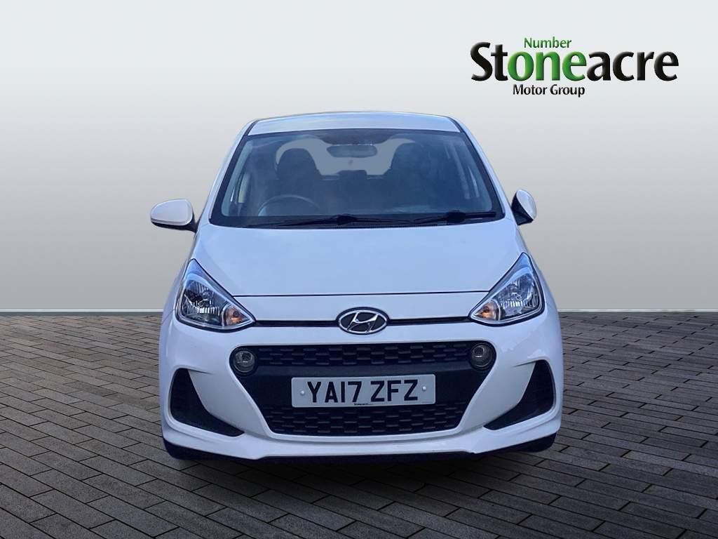 Hyundai i10 Image 8