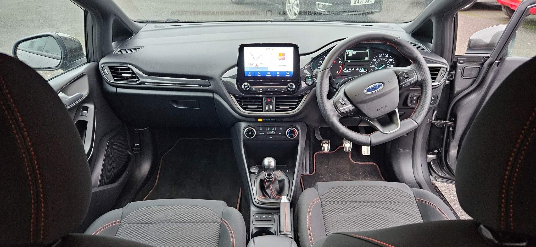 Ford Fiesta Image 12