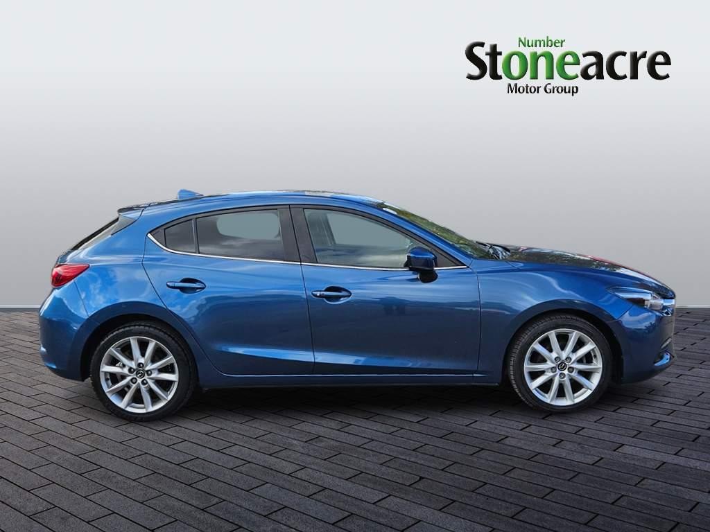 Mazda3 Image 2