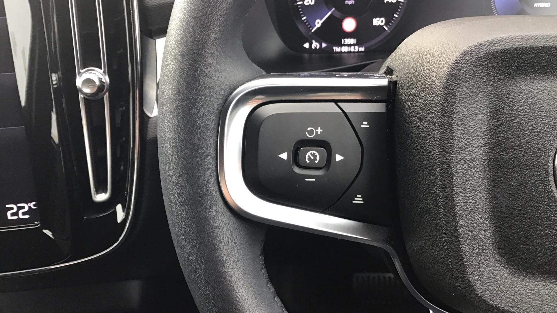 Volvo XC40 Image 18