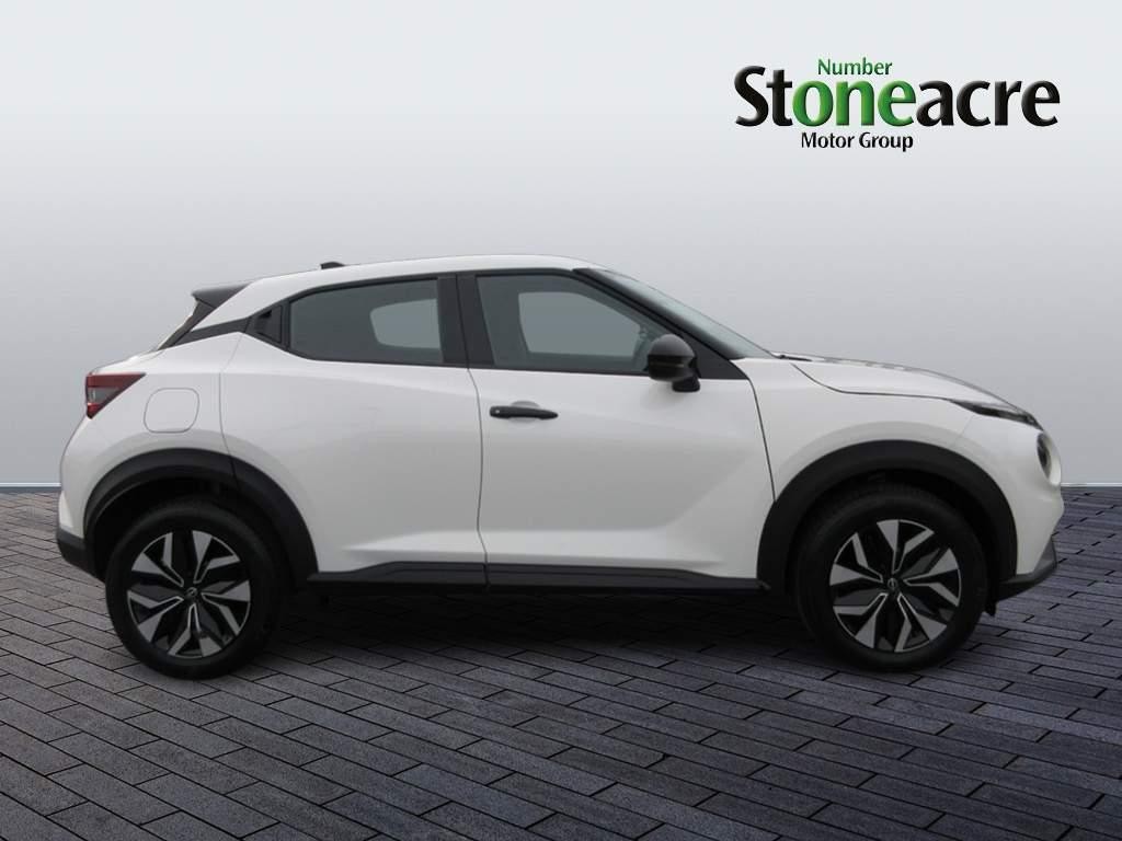 Nissan Juke Image 2