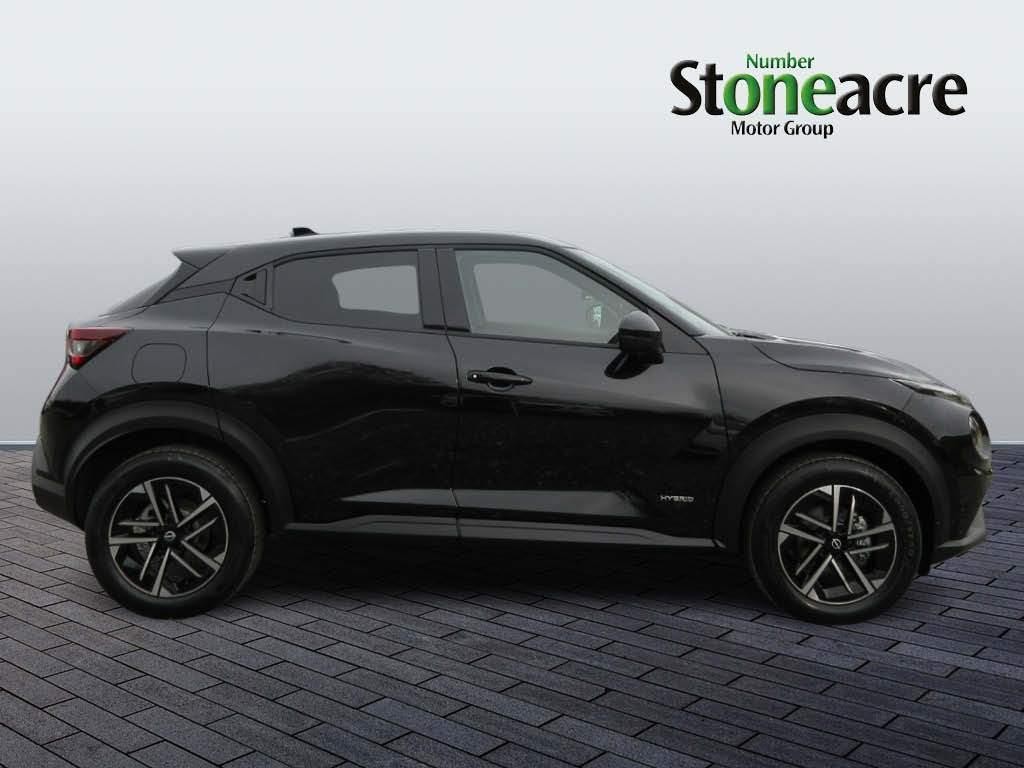 Nissan Juke Image 2