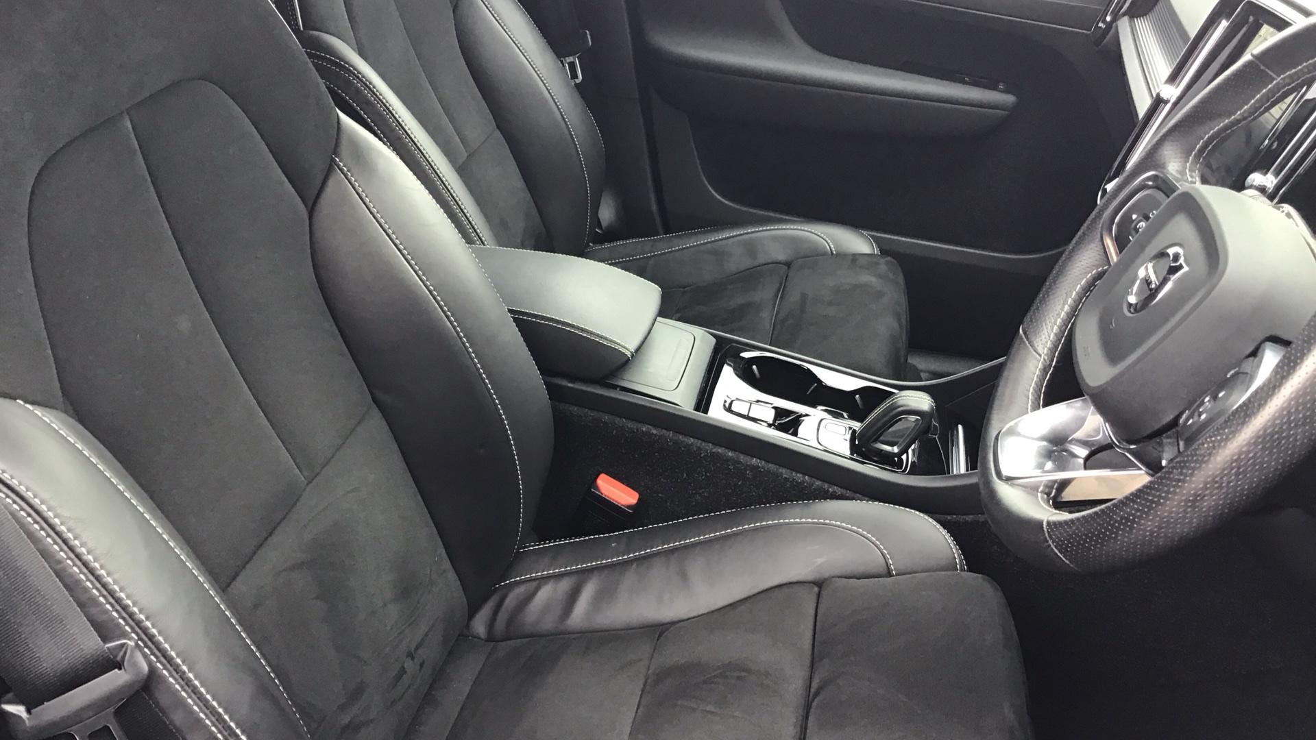 Volvo XC40 Image 9