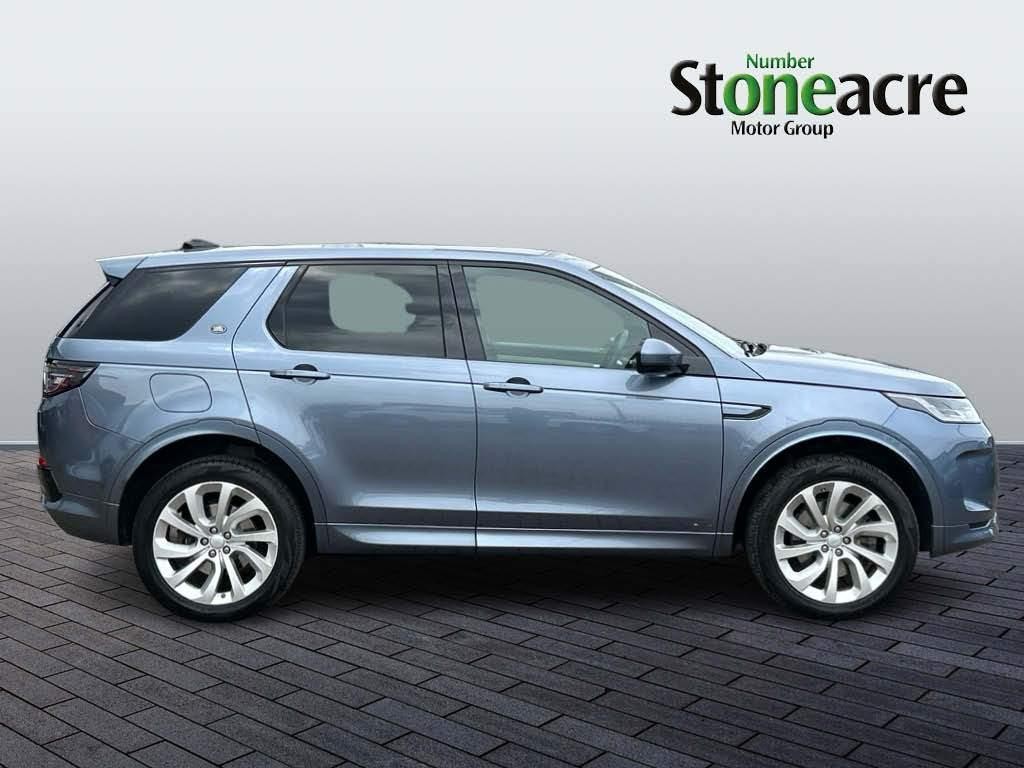 Land Rover Discovery Sport Image 2