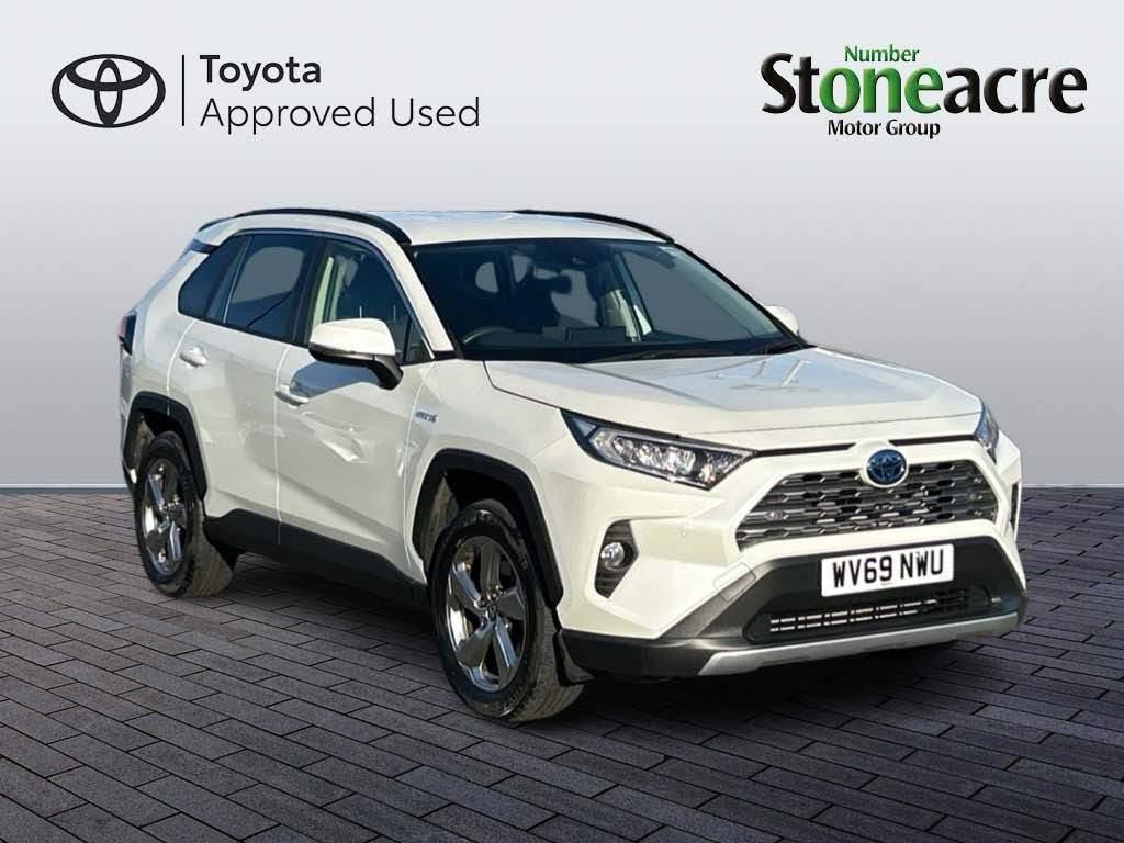 Toyota RAV4 Image 1