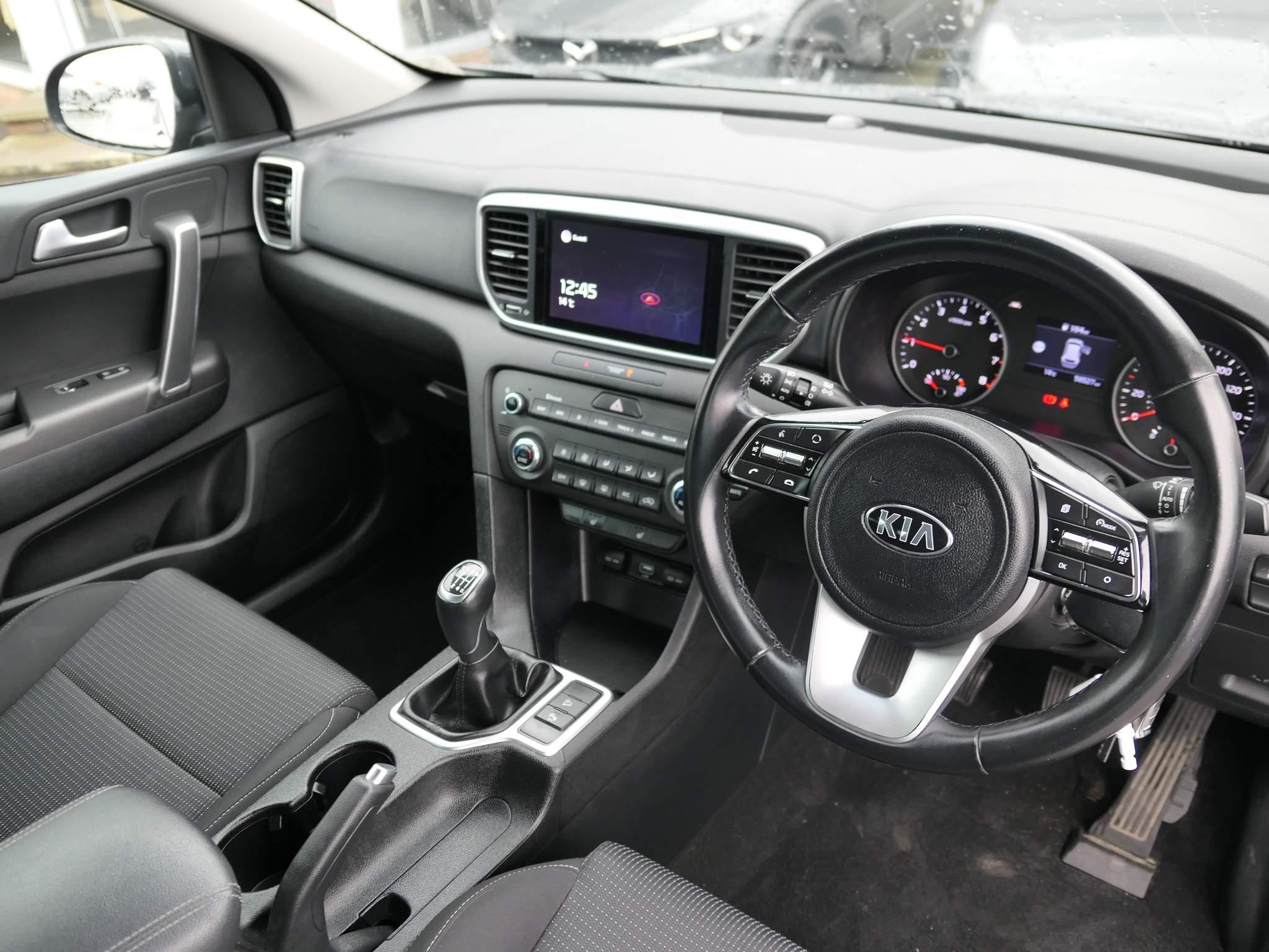 Kia Sportage Image 13