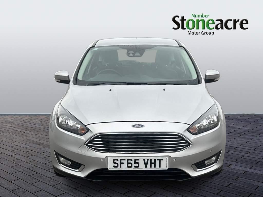 Ford Focus Image 8