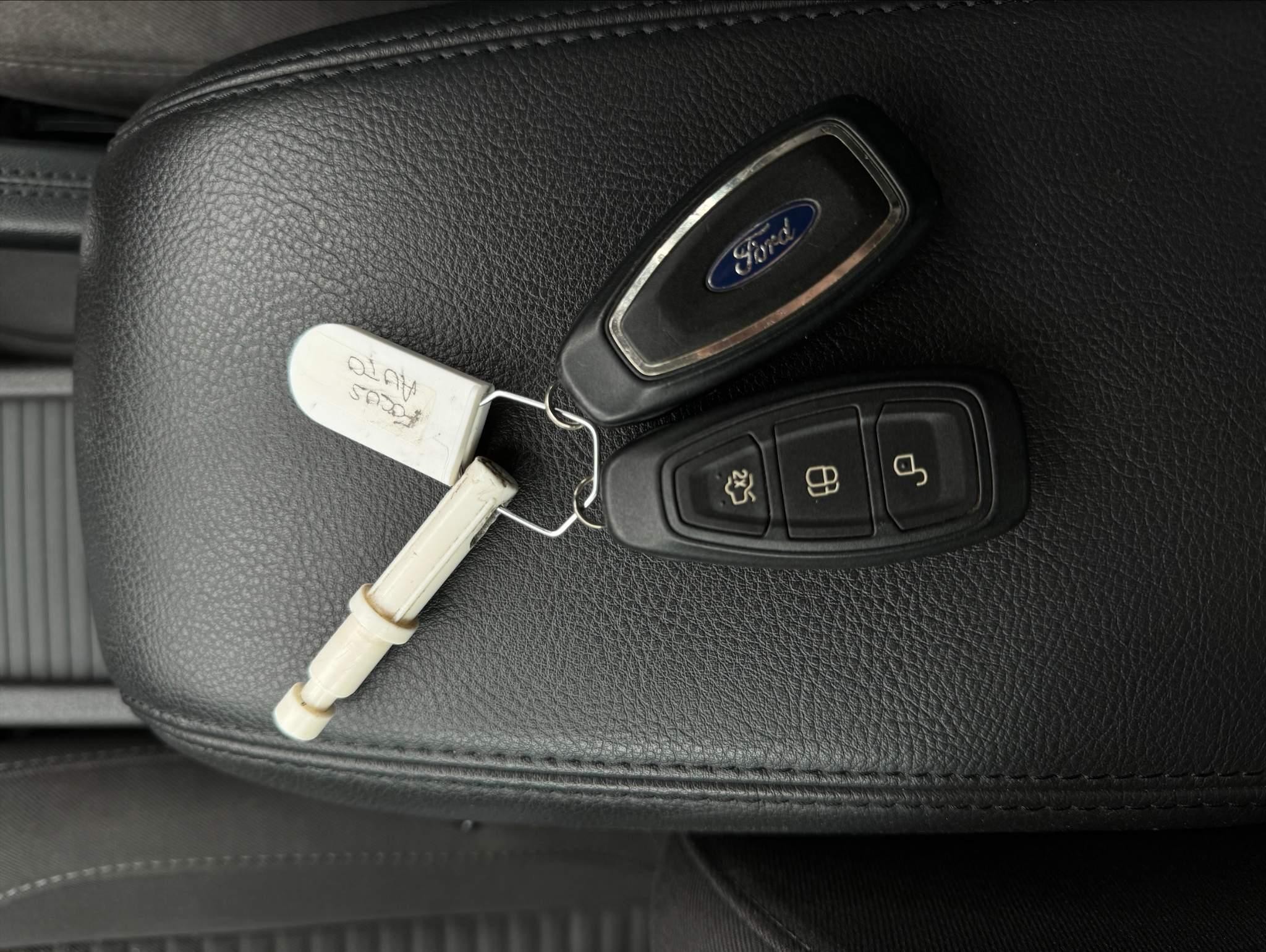 Ford Focus Image 18