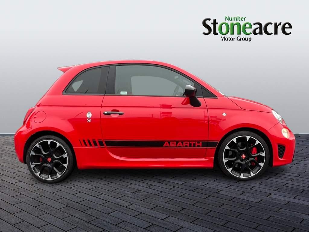 Abarth 595 Image 2