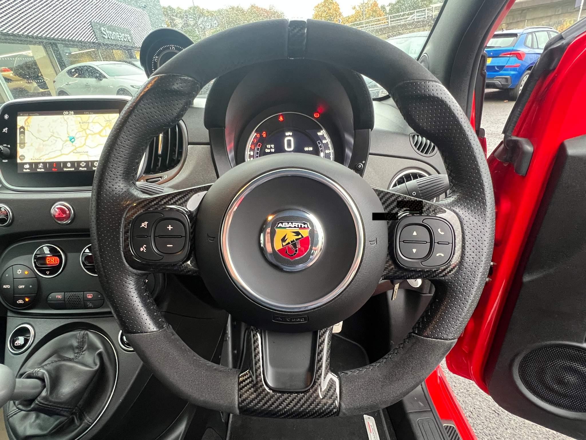 Abarth 595 Image 19