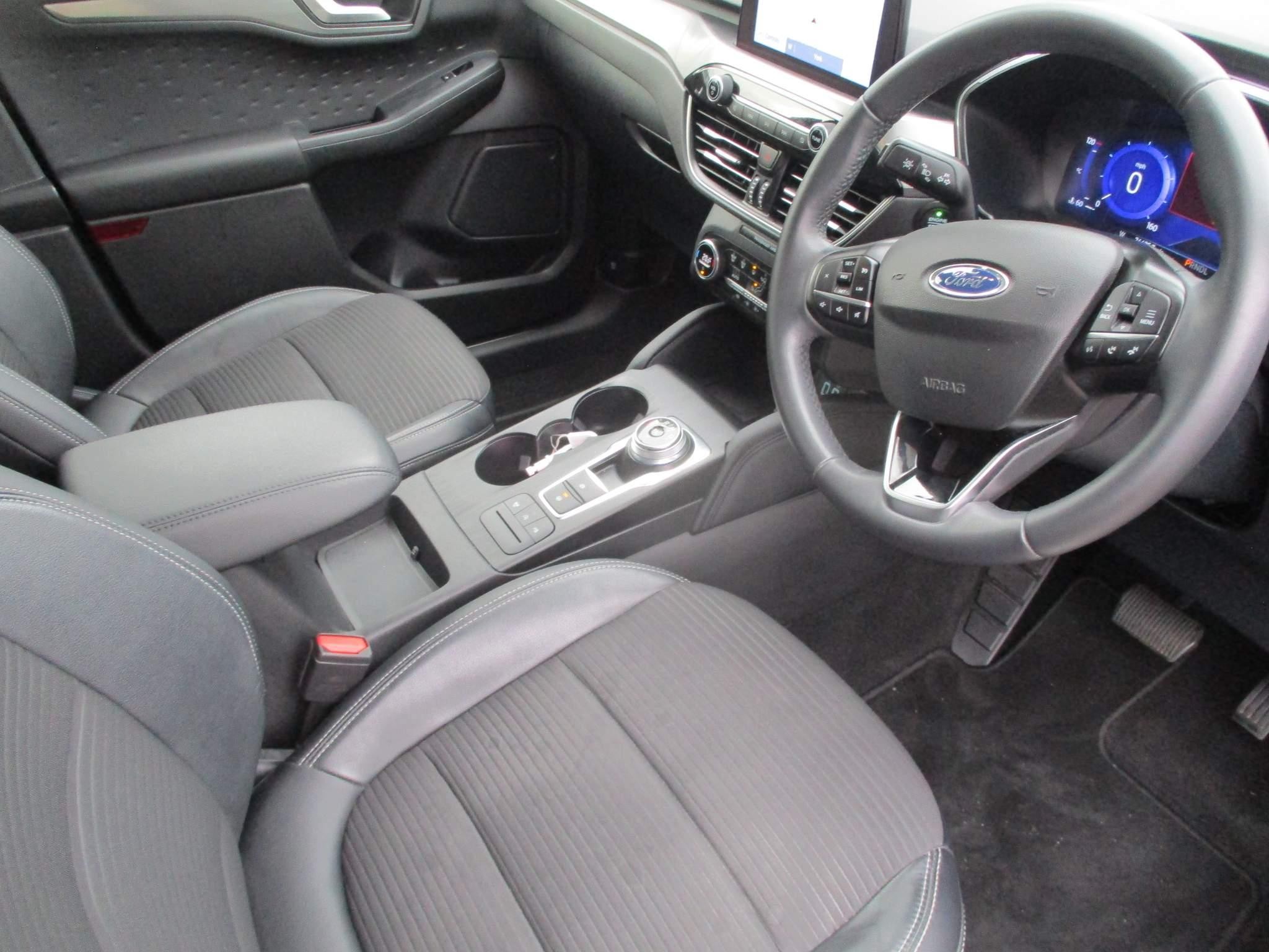 Ford Kuga Image 10