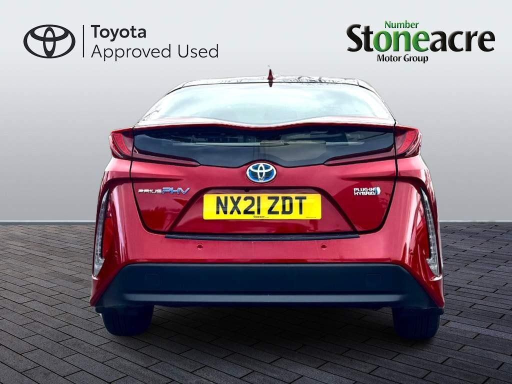 Toyota Prius Image 6