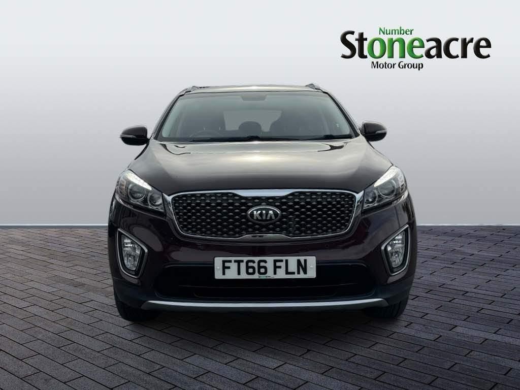 Kia Sorento Image 8