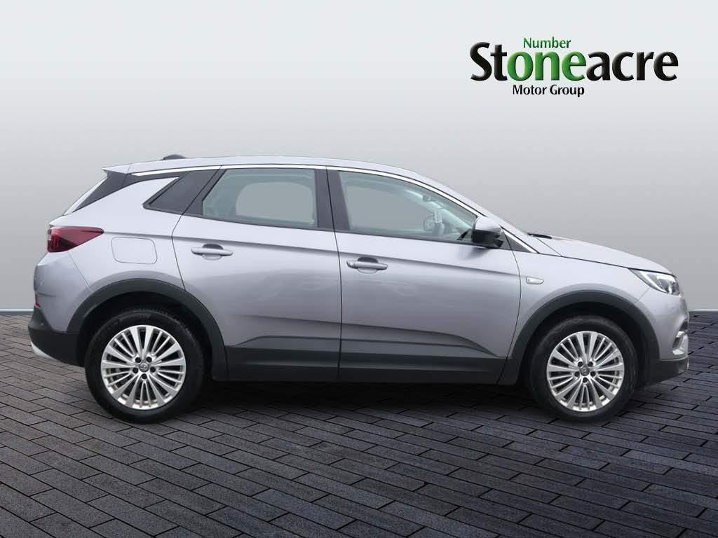 Vauxhall Grandland X Image 2