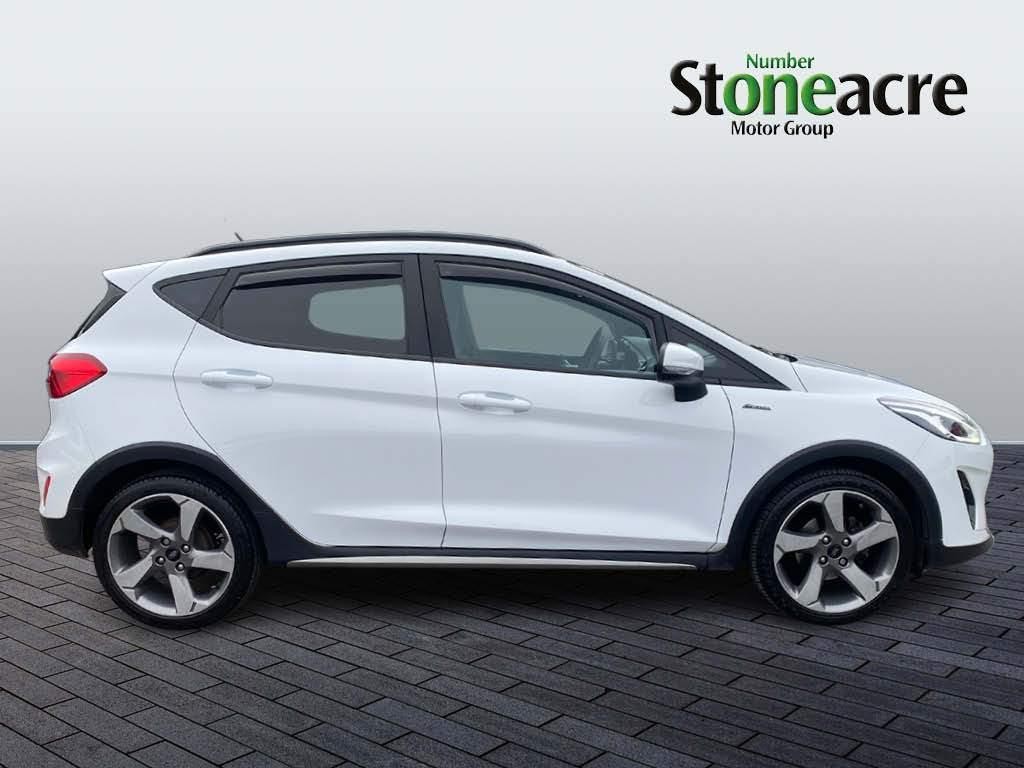 Ford Fiesta Image 2