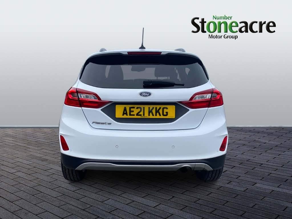 Ford Fiesta Image 4