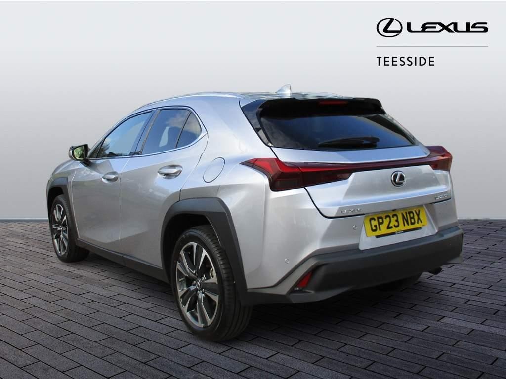 Lexus UX Self-Charging Hybrid Image 7