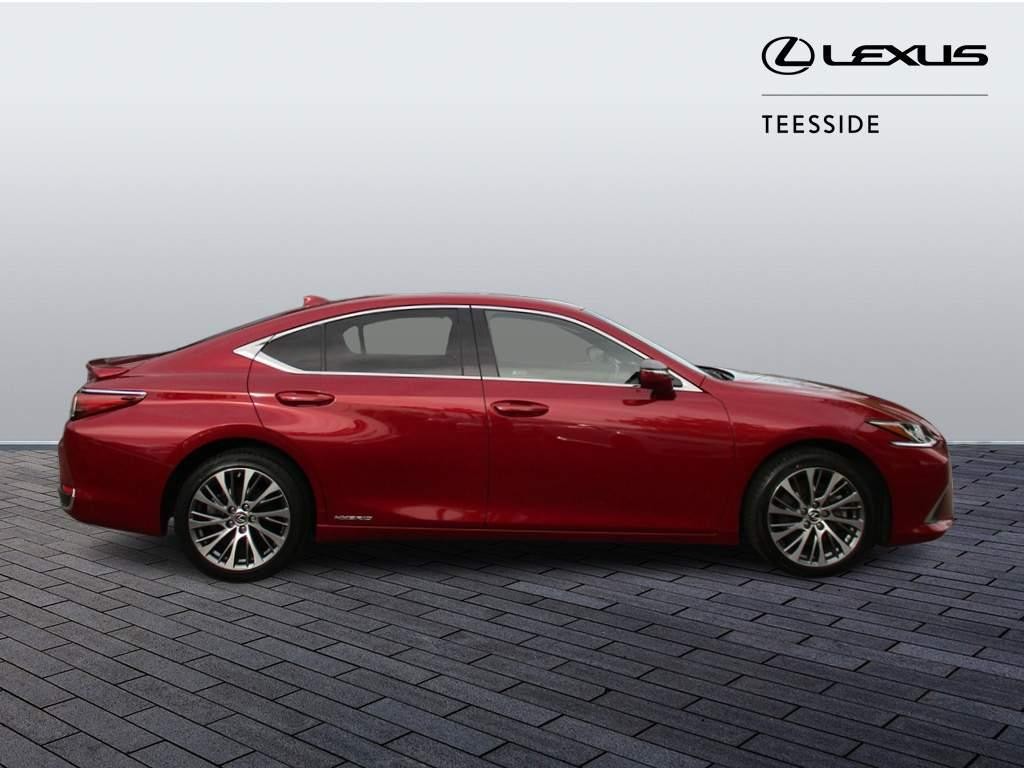 Lexus ES Self-Charging Hybrid Image 4