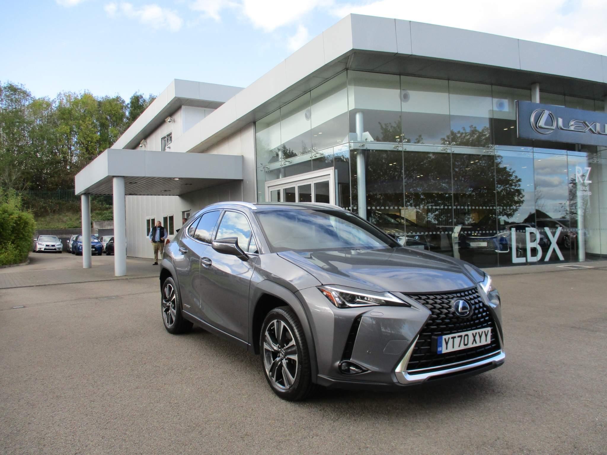 Lexus UX 250h Image 1