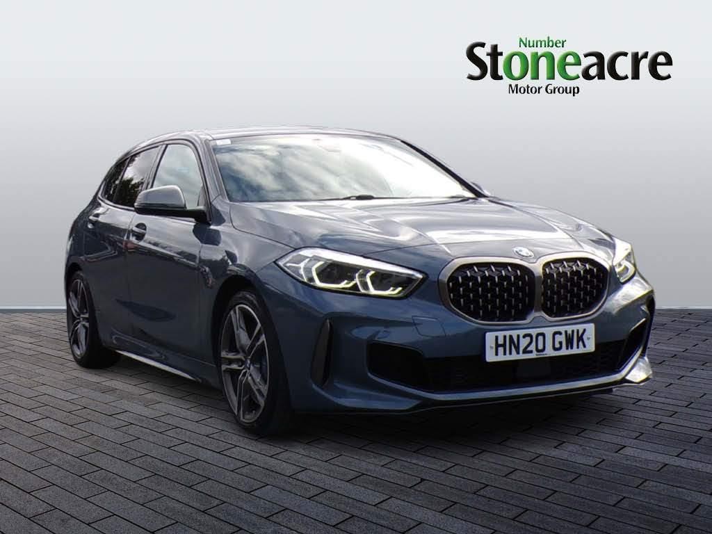 BMW 1 Series Image 1