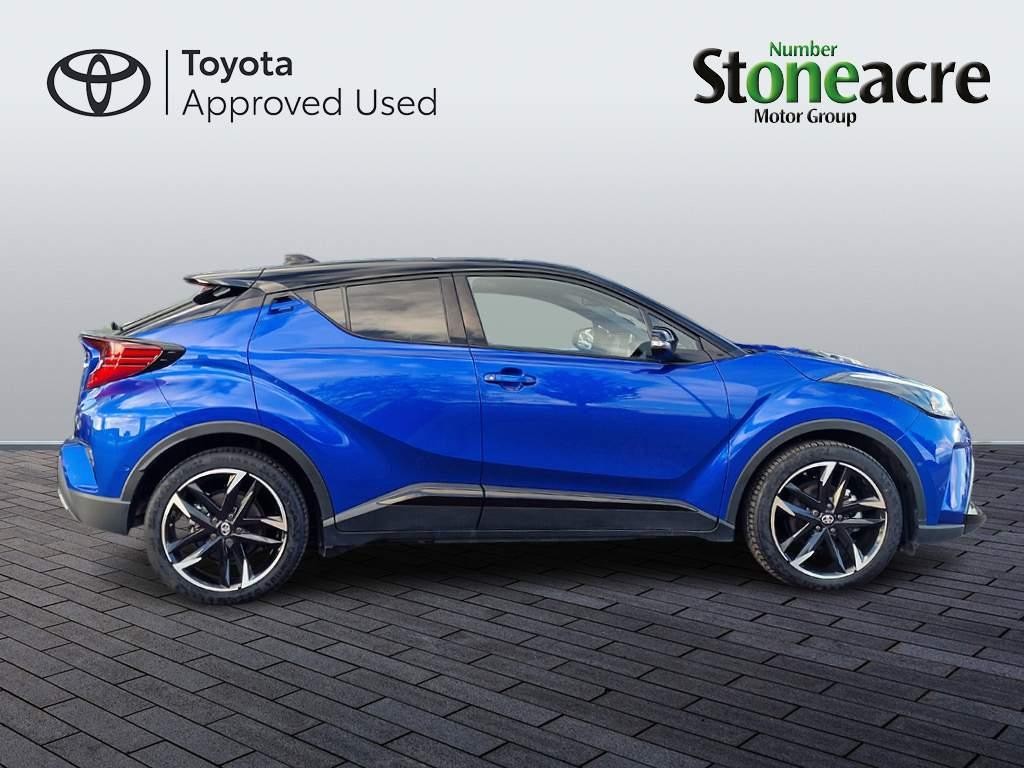 Toyota C-HR Image 18