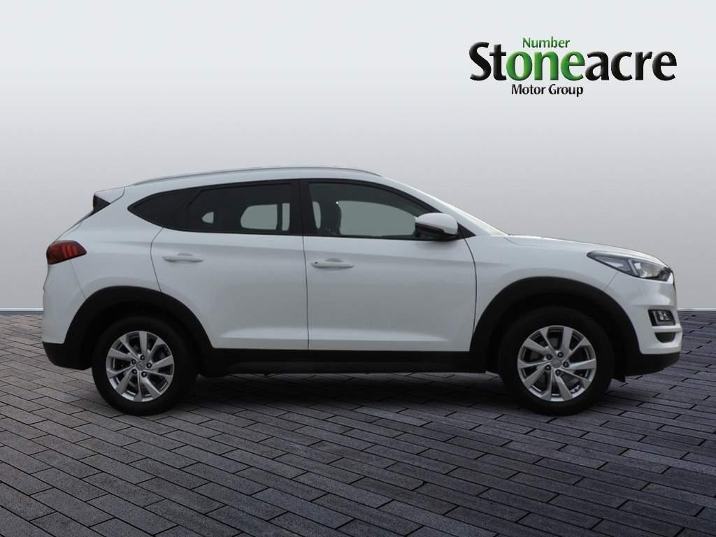 Hyundai TUCSON Image 2